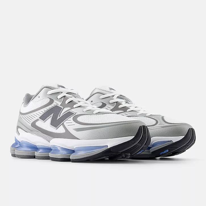 Sneaker 2000