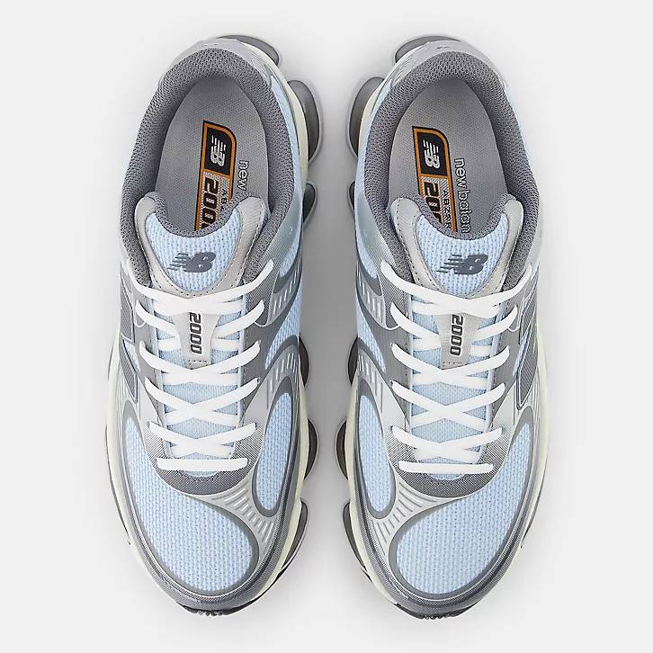 Sneaker 2000