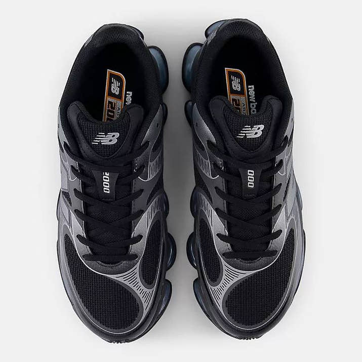 Sneaker 2000