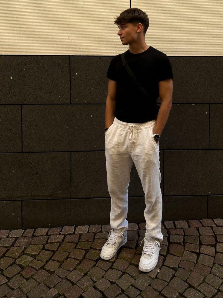 Lucas D.